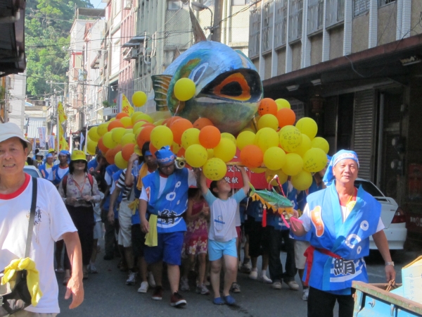 鯖魚祭踩街活動照片(宜蘭縣討海文化保育協會提供)