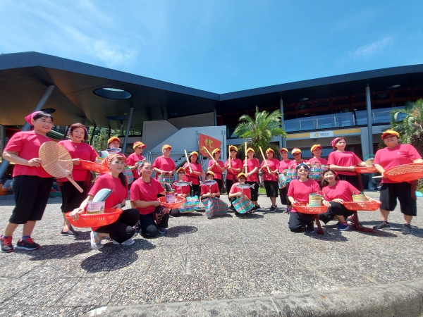 踩街隊伍南寧社區表演