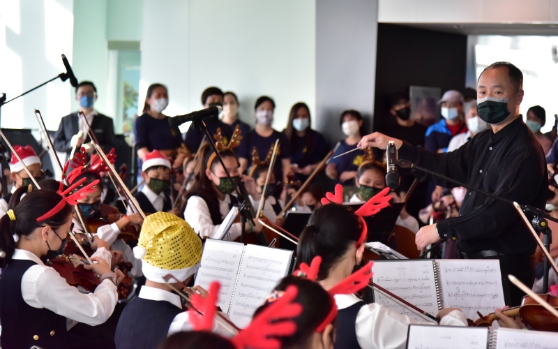 臺北市光復國小弦樂團演出照