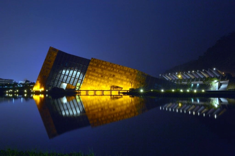 蘭陽博物館建築夜景